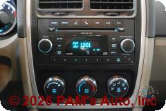 Vehicle photo 11