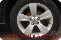 Vehicle photo 7