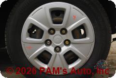 Vehicle photo 7