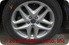 Vehicle photo 7