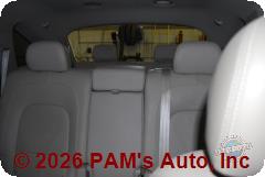 Vehicle photo 13