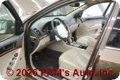 Vehicle photo 8
