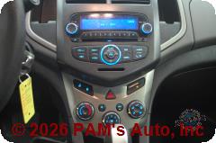 Vehicle photo 11