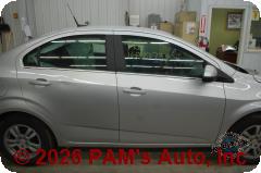 Vehicle photo 3
