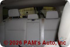 Vehicle photo 13