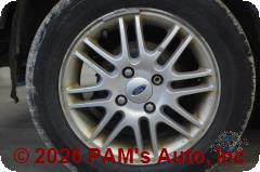 Vehicle photo 7