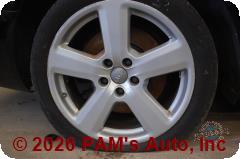 Vehicle photo 7