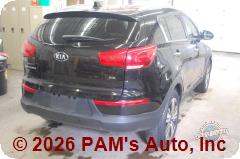 Vehicle photo 4