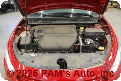 Vehicle photo 12
