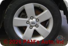 Vehicle photo 7