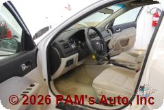 Vehicle photo 8