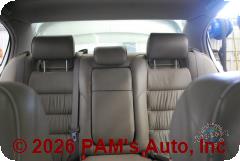 Vehicle photo 9