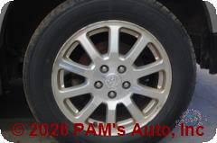 Vehicle photo 7