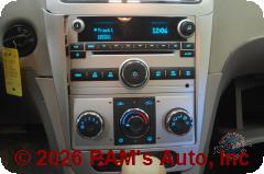 Vehicle photo 12