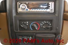 Vehicle photo 11