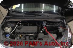Vehicle photo 12