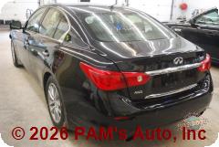 Vehicle photo 5