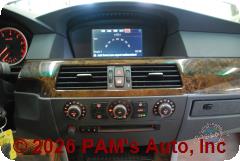 Vehicle photo 11