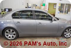 Vehicle photo 3