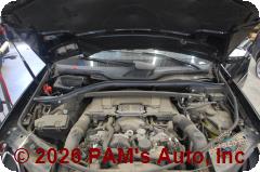 Vehicle photo 12