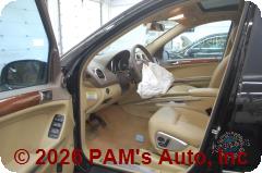 Vehicle photo 8