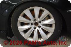 Vehicle photo 7