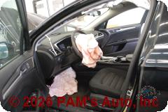 Vehicle photo 8