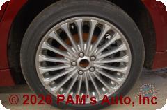 Vehicle photo 7