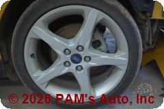 Vehicle photo 7