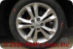 Vehicle photo 7