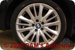 Vehicle photo 7