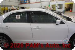 Vehicle photo 3