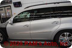 Vehicle photo 6