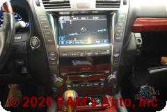 Vehicle photo 11