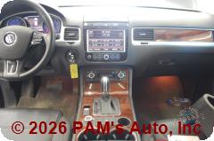 Vehicle photo 12