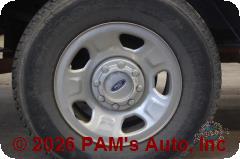 Vehicle photo 7