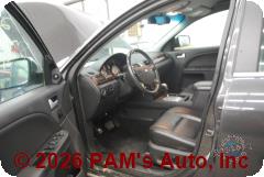 Vehicle photo 8