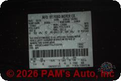Vehicle photo 14