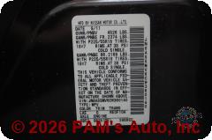 Vehicle photo 14