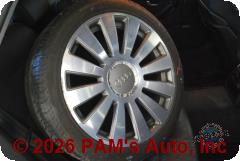 Vehicle photo 7