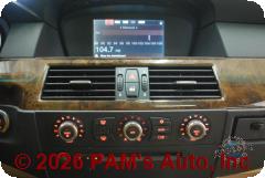Vehicle photo 11