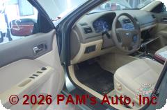 Vehicle photo 8
