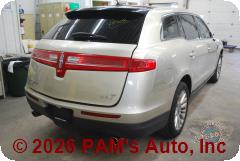 Vehicle photo 4