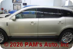 Vehicle photo 6