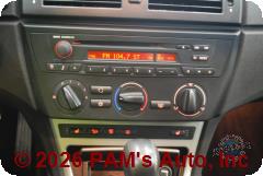 Vehicle photo 11
