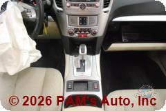 Vehicle photo 12