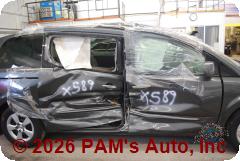 Vehicle photo 3