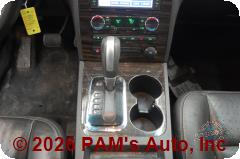 Vehicle photo 12