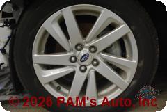 Vehicle photo 7