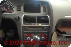 Vehicle photo 11